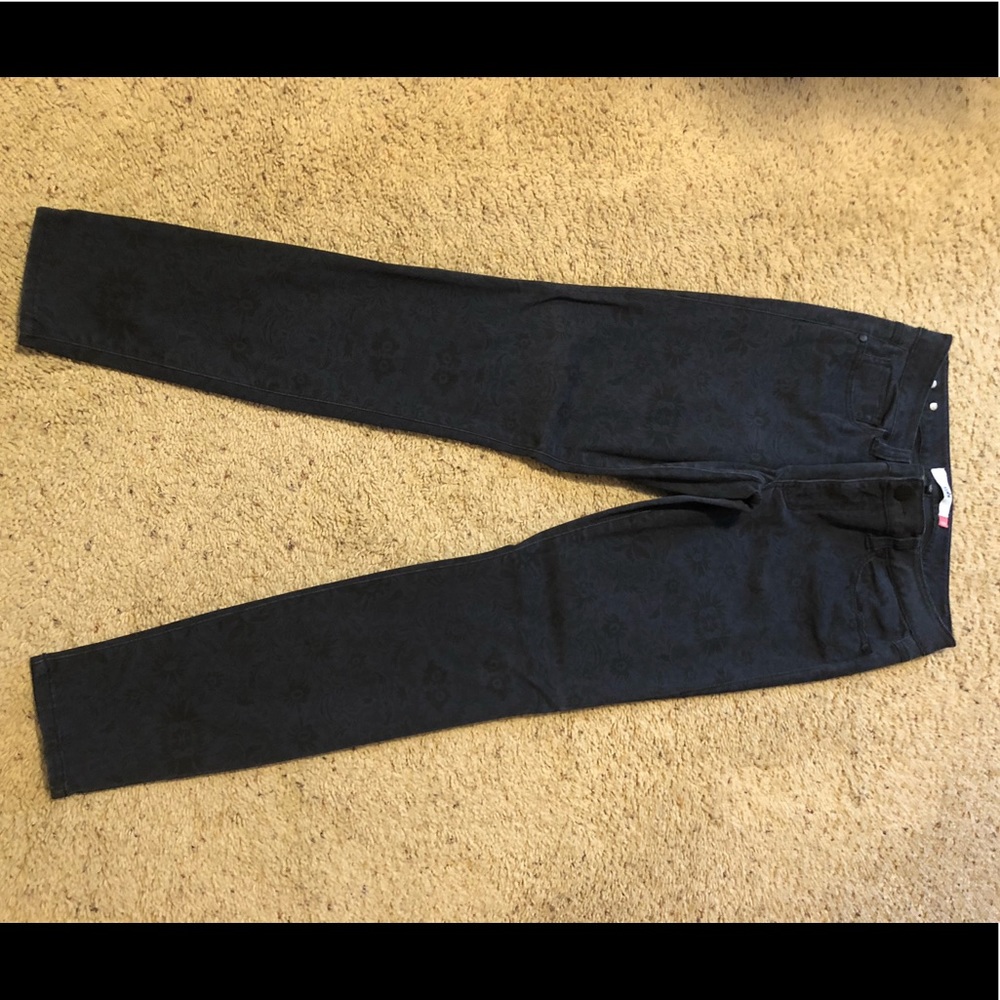 Cabi skinny jeans
